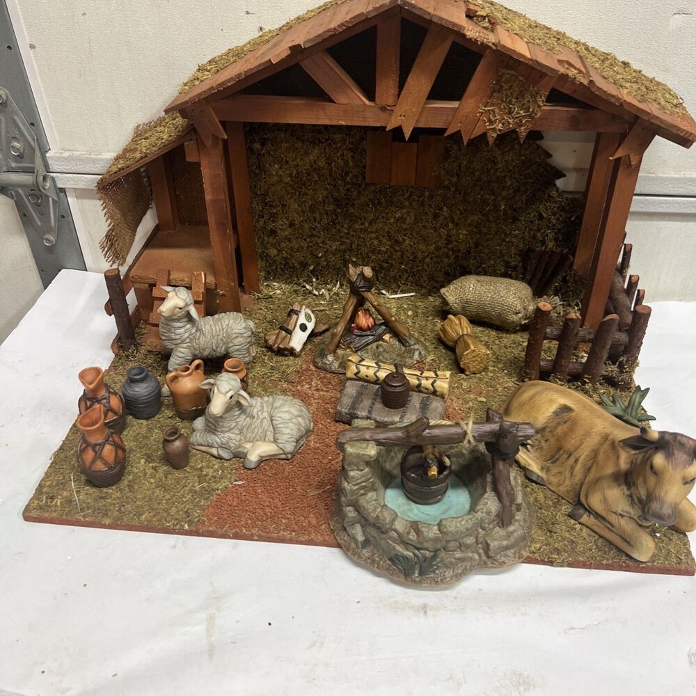Grandeur Noel  Nativity Accessories Set With Wood Creche Vintage Read